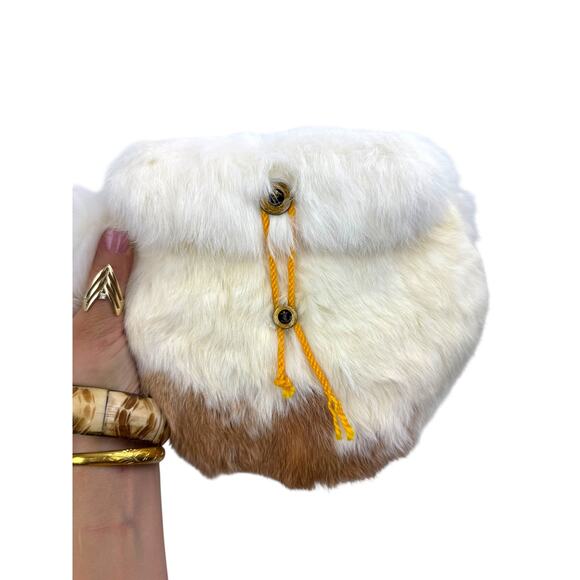 1960's handmade rabbit fur purse - Picture 6 of 6